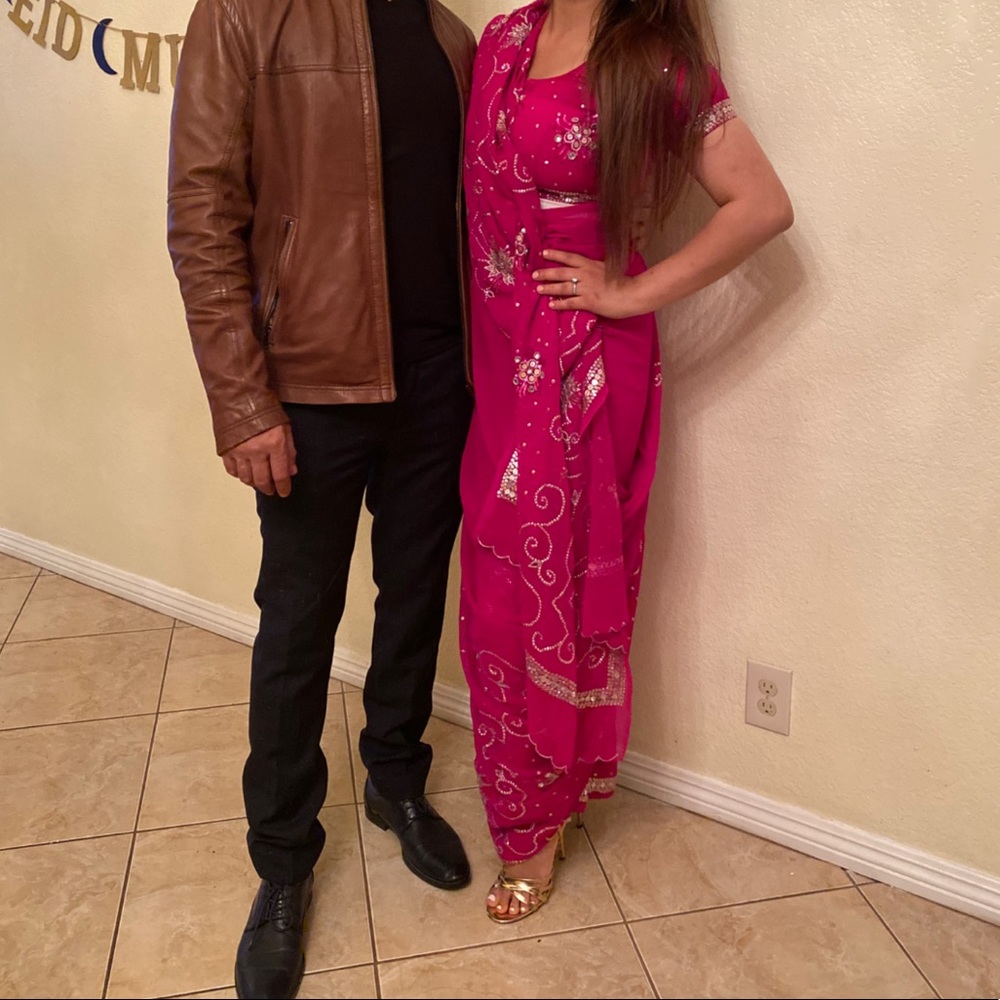 Sari - Picture 2 of 3